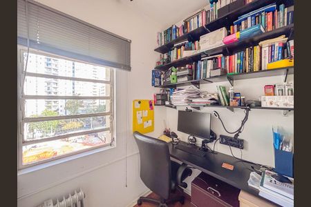 Apartamento à venda com 100m², 3 quartos e 1 vaga Apartamento à venda com 100m², 3 quartos e 1 vagaQuarto