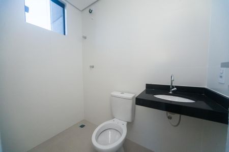 Banheiro Social de apartamento à venda com 2 quartos, 110m² em Goiânia, Belo Horizonte
