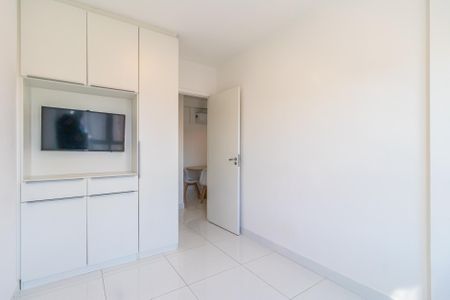 Quarto 1 de apartamento à venda com 2 quartos, 63m² em Empresarial 18 do Forte, Barueri