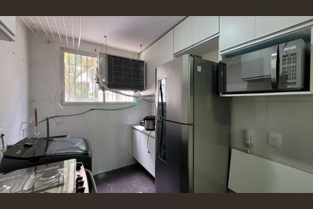 Cozinha de apartamento à venda com 3 quartos, 75m² em Buritis, Belo Horizonte
