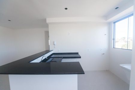Cozinha de apartamento à venda com 2 quartos, 55m² em Goiânia, Belo Horizonte
