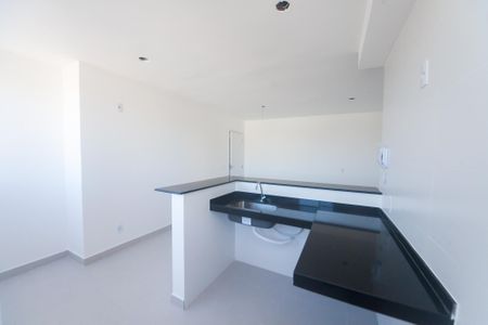 Cozinha de apartamento à venda com 2 quartos, 55m² em Goiânia, Belo Horizonte