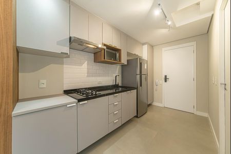 Cozinha de apartamento para alugar com 1 quarto, 30m² em Santo Amaro, São Paulo