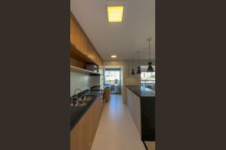 Apartamento para alugar com 107m², 2 quartos e 2 vagasCozinha e Área de Serviço