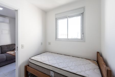 Quarto 2 de apartamento para alugar com 2 quartos, 37m² em Lapa de Baixo, São Paulo