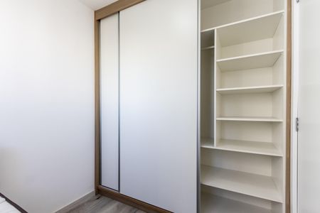 Quarto 2 de apartamento para alugar com 2 quartos, 37m² em Lapa de Baixo, São Paulo