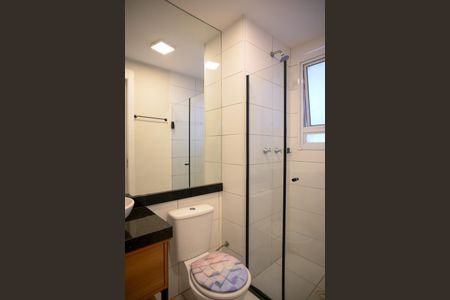 Banheiro de apartamento para alugar com 2 quartos, 42m² em Jardim Santa Emilia, São Paulo