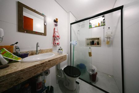 Apartamento para alugar com 47m², 2 quartos e 1 vaga Apartamento para alugar com 47m², 2 quartos e 1 vagaBanheiro