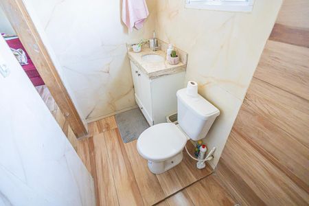 Banheiro de casa à venda com 3 quartos, 400m² em Jardim Guanabara, Belo Horizonte