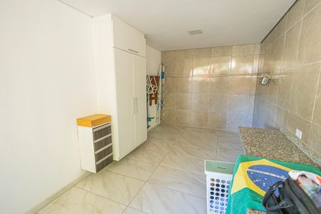Casa à venda com 400m², 3 quartos e 1 vagaArea de serviço