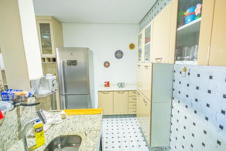Cozinha de casa à venda com 3 quartos, 400m² em Jardim Guanabara, Belo Horizonte