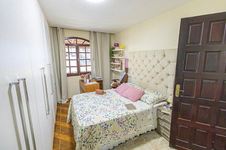 Casa à venda com 400m², 3 quartos e 1 vagaQuarto 1/ suite