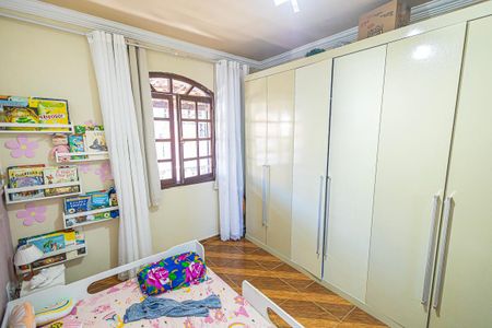 Casa à venda com 400m², 3 quartos e 1 vagaQuarto 2