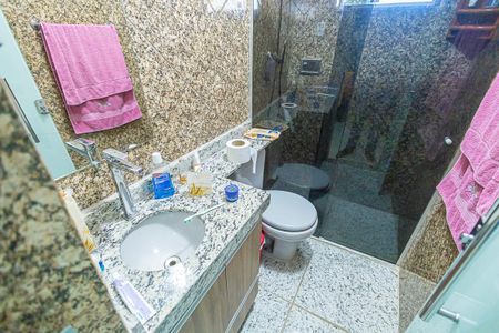 Casa à venda com 400m², 3 quartos e 1 vagasuite