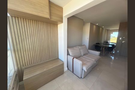 Apartamento para alugar com 77m², 2 quartos e 1 vaga