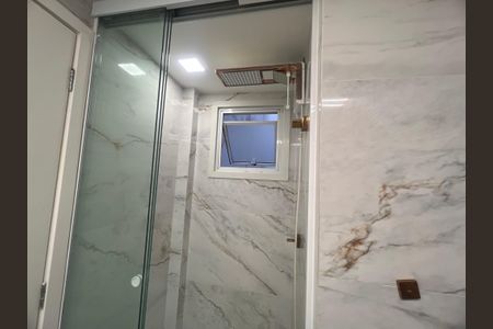 Apartamento para alugar com 77m², 2 quartos e 1 vaga