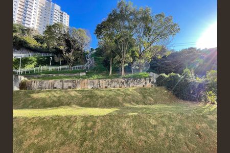 Apartamento à venda com 78m², 2 quartos e 1 vaga Apartamento à venda com 78m², 2 quartos e 1 vagaVista