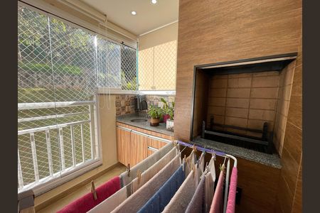 Apartamento à venda com 78m², 2 quartos e 1 vaga Apartamento à venda com 78m², 2 quartos e 1 vagaVaranda