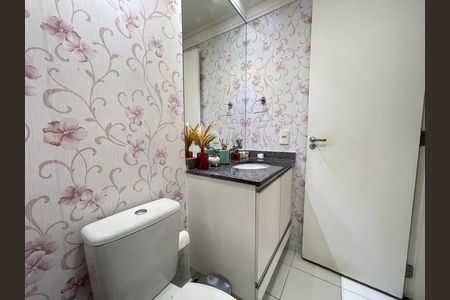 Apartamento à venda com 78m², 2 quartos e 1 vaga Apartamento à venda com 78m², 2 quartos e 1 vagaBanheiro
