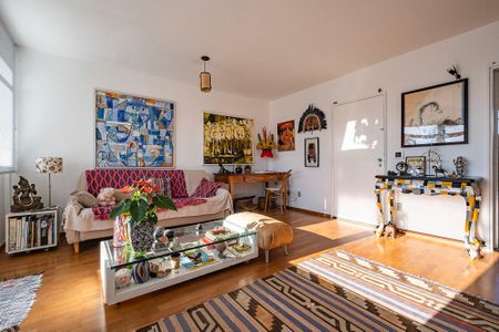 Apartamento à venda com 84m², 2 quartos e 1 vaga Apartamento à venda com 84m², 2 quartos e 1 vagaSala