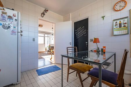 Apartamento à venda com 84m², 2 quartos e 1 vaga Apartamento à venda com 84m², 2 quartos e 1 vagaCozinha