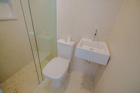 Apartamento à venda com 79m², 3 quartos e 1 vaga Apartamento à venda com 79m², 3 quartos e 1 vagaBanheiro 2