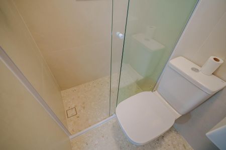 Apartamento à venda com 79m², 3 quartos e 1 vaga Apartamento à venda com 79m², 3 quartos e 1 vagaBanheiro 2