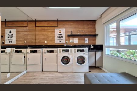 Studio para alugar com 96m², 1 quarto e 1 vaga Studio para alugar com 96m², 1 quarto e 1 vagaLavanderia