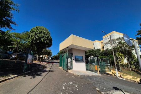 Apartamento para alugar com 66m², 3 quartos e 2 vagas Apartamento para alugar com 66m², 3 quartos e 2 vagasFachada e Portaria