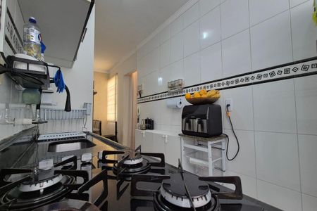 Cozinha de apartamento para alugar com 3 quartos, 66m² em Jardim do Vovô, Campinas