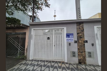 Fachada de casa à venda com 4 quartos, 150m² em Vila Camilópolis, Santo André