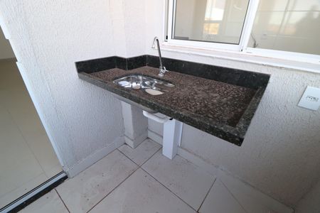 Apartamento para alugar com 55m², 2 quartos e 2 vagasSacada