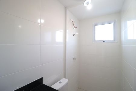 Apartamento para alugar com 55m², 2 quartos e 2 vagasBanheiro do Quarto 2