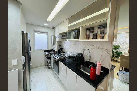 Cozinha de apartamento à venda com 2 quartos, 44m² em Jardim Boa Vista (Zona Oeste), Osasco