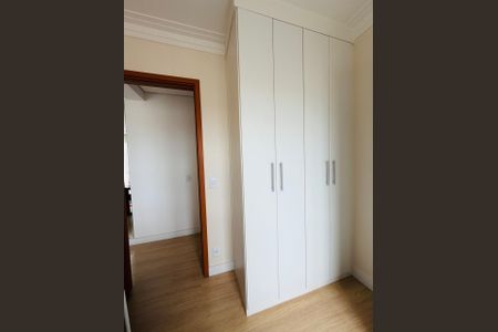 Quarto de apartamento à venda com 2 quartos, 44m² em Jardim Boa Vista (Zona Oeste), Osasco