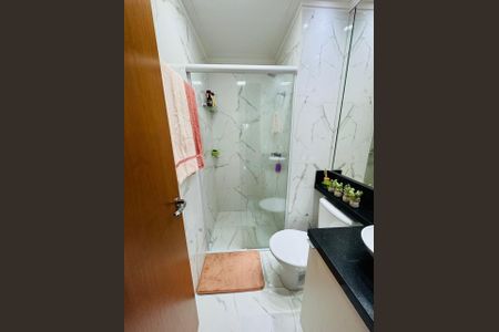 Banheiro de apartamento à venda com 2 quartos, 44m² em Jardim Boa Vista (Zona Oeste), Osasco