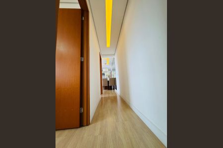 Apartamento à venda com 44m², 2 quartos e 1 vagaCorredor