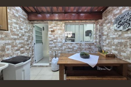 Foto 32 de casa à venda com 2 quartos, 96m² em Vila Borges, São Paulo