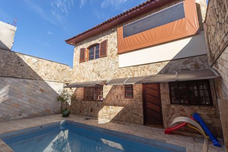 Quintal de casa à venda com 3 quartos, 261m² em Jardim Sao Vicente, São Paulo