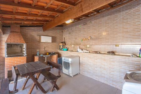 Casa para alugar com 150m², 3 quartos e 2 vagas Casa para alugar com 150m², 3 quartos e 2 vagasÁrea de serviço / churrasqueira