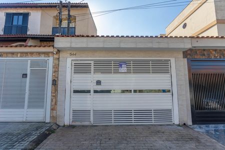 Casa para alugar com 150m², 3 quartos e 2 vagas Casa para alugar com 150m², 3 quartos e 2 vagasFachada + placa