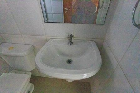 Casa para alugar com 150m², 3 quartos e 2 vagas Casa para alugar com 150m², 3 quartos e 2 vagasBanheiro da suíte