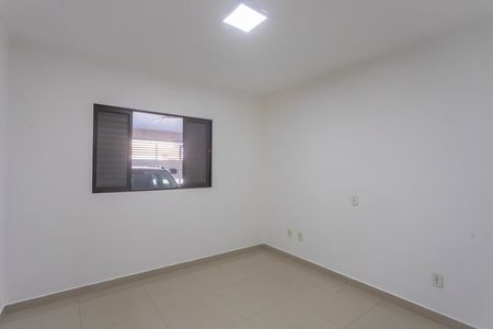 Casa para alugar com 150m², 3 quartos e 2 vagas Casa para alugar com 150m², 3 quartos e 2 vagasQuarto 1 - suíte