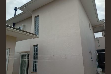 Casa para alugar com 256m², 3 quartos e 4 vagas Casa para alugar com 256m², 3 quartos e 4 vagasÁrea Externa