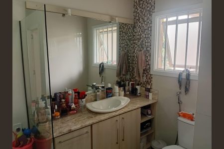 Casa para alugar com 256m², 3 quartos e 4 vagas Casa para alugar com 256m², 3 quartos e 4 vagasBanheiro
