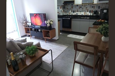 Apartamento para alugar com 2 quartos, 60m² em Jardim Barro Branco, Cotia