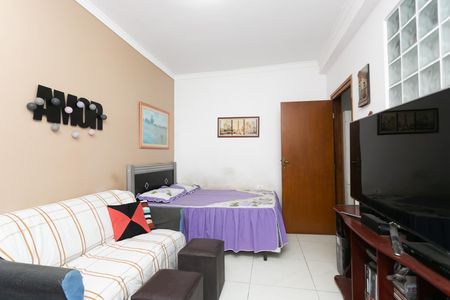 Casa à venda com 180m², 4 quartos e 2 vagas Casa à venda com 180m², 4 quartos e 2 vagasQuarto 3