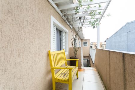 Casa à venda com 180m², 4 quartos e 2 vagas Casa à venda com 180m², 4 quartos e 2 vagasÁrea Externa