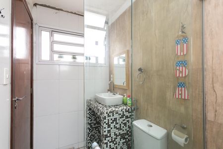 Casa à venda com 180m², 4 quartos e 2 vagas Casa à venda com 180m², 4 quartos e 2 vagasBanheiro da Suíte