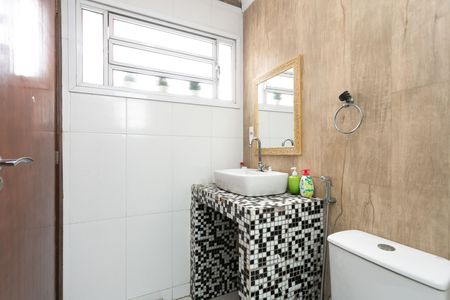Casa à venda com 180m², 4 quartos e 2 vagas Casa à venda com 180m², 4 quartos e 2 vagasBanheiro da Suíte